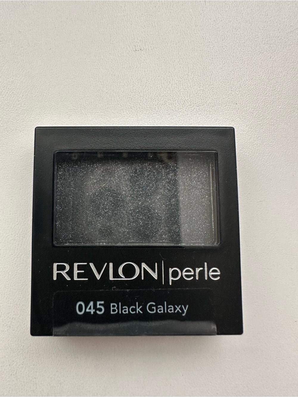 Revlon Black Galaxy Perle Single Eyeshadow - Black